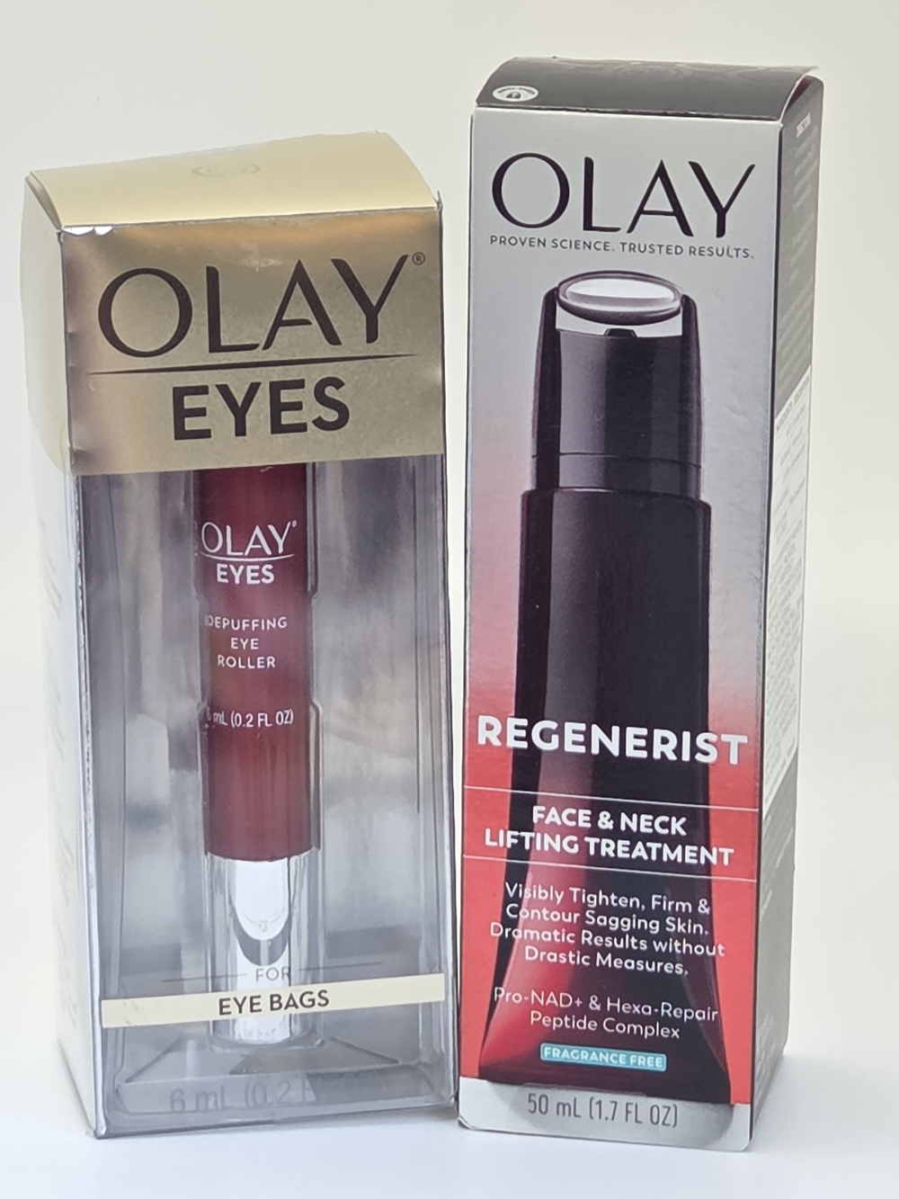 OLAY Regenerist & OLAY Eyes Red and Gold Skincare Duo
